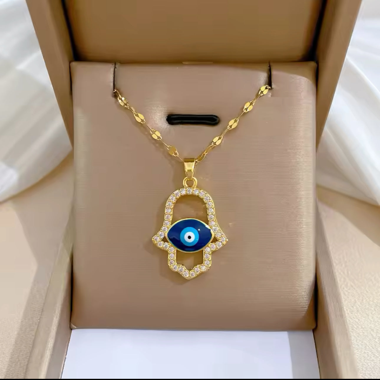 AYIN HARÁ EN MANO HAMSA