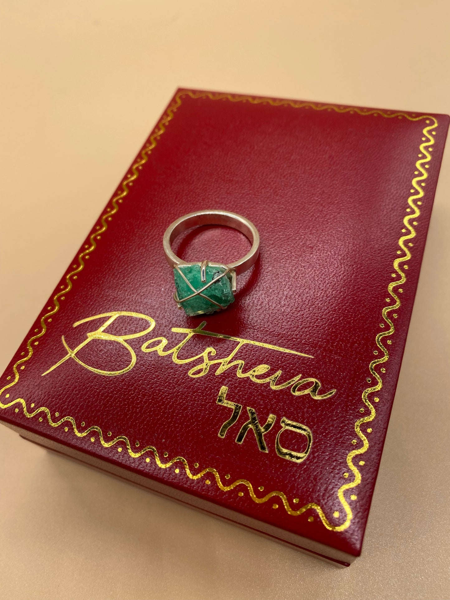 Anillos de Raiz de Esmeralda