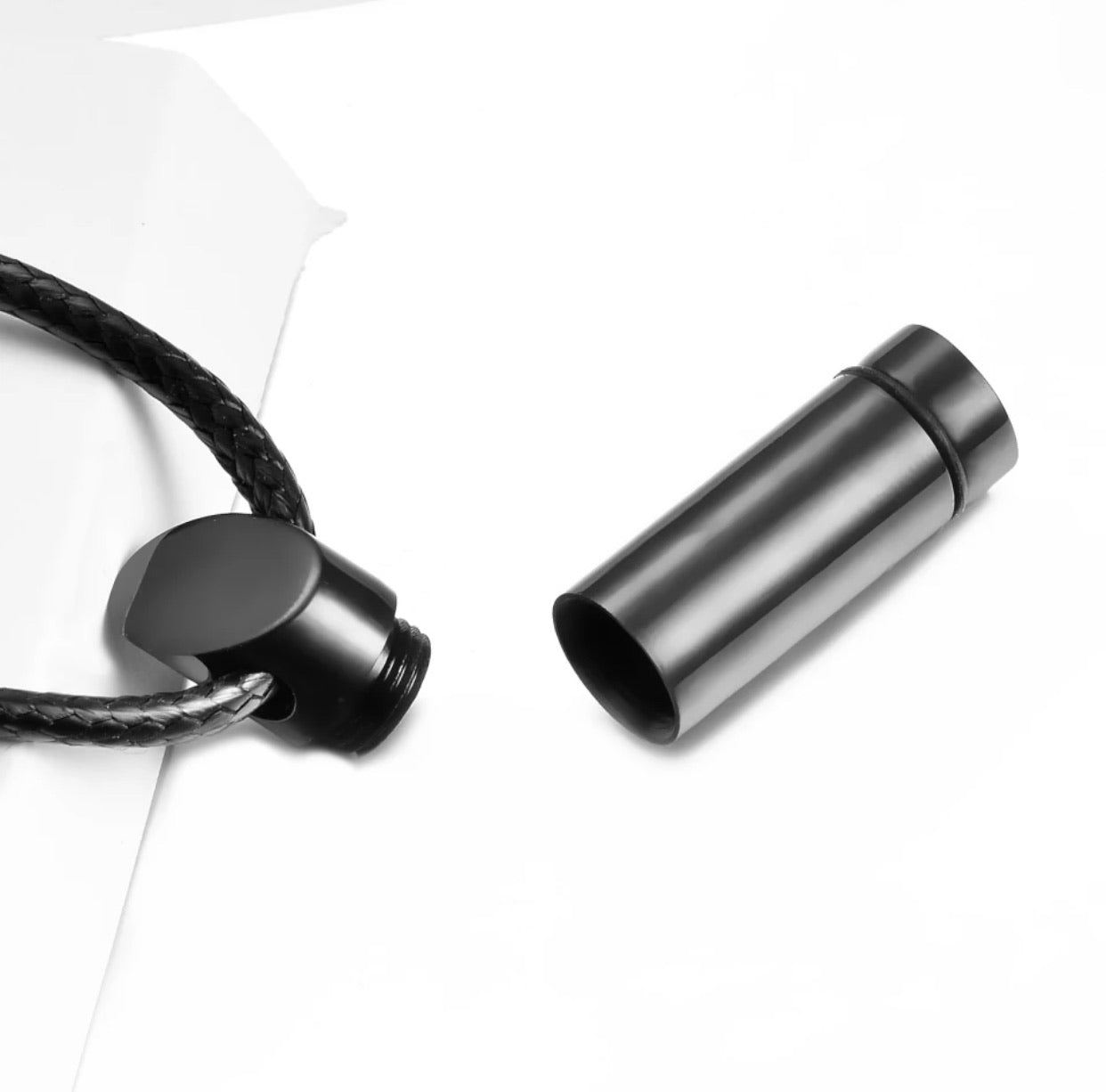 COLGANTE CON CÁPSULA PARA INTENCIONES