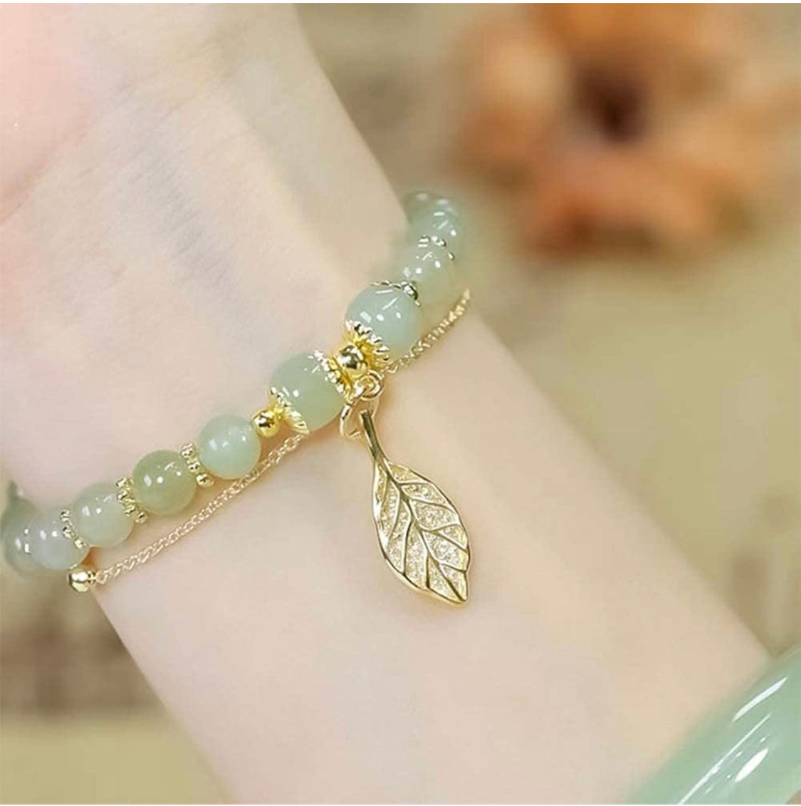 Pulsera con hoja de jade