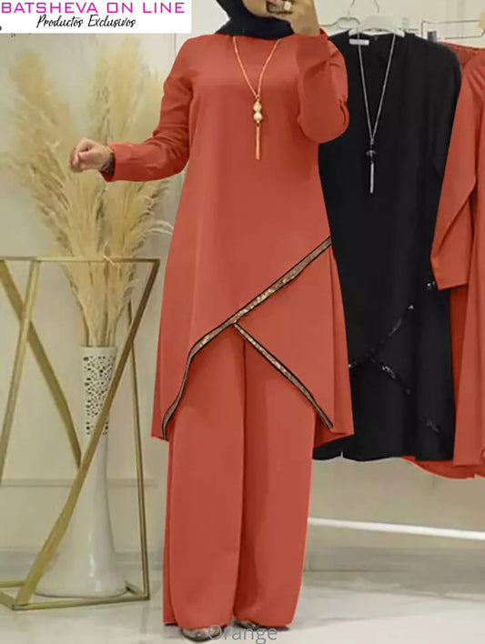 CONJUNTO DE CHAQUETA Y PANTALÓN